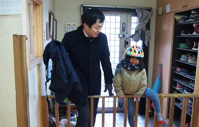 お父さんと登園